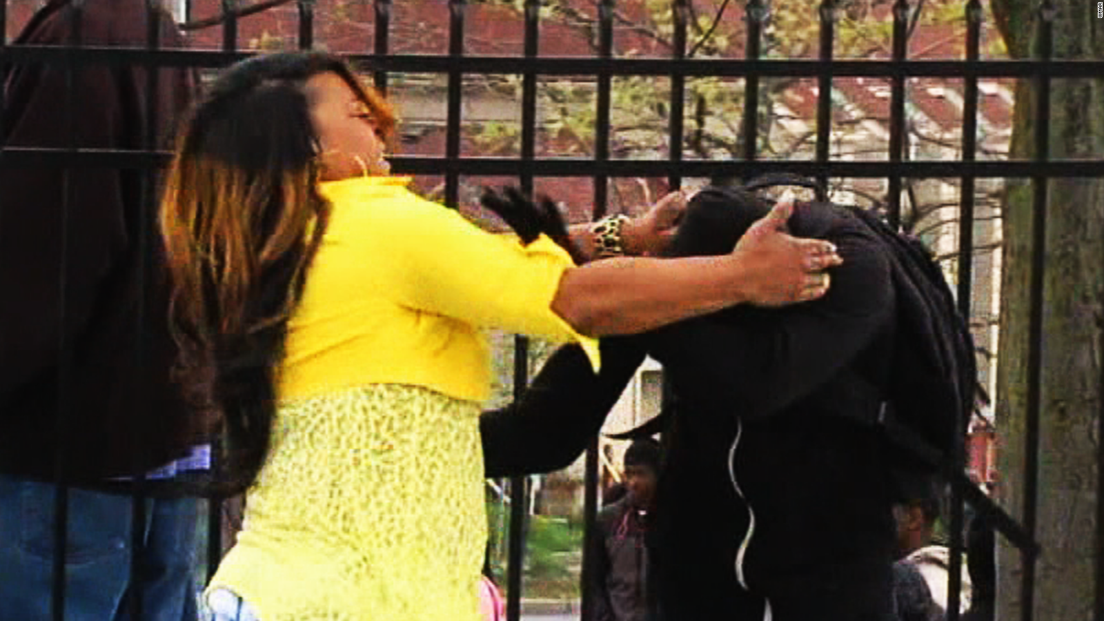 Baltimore Mom Smacks Protesting Son Cnn Video 8664