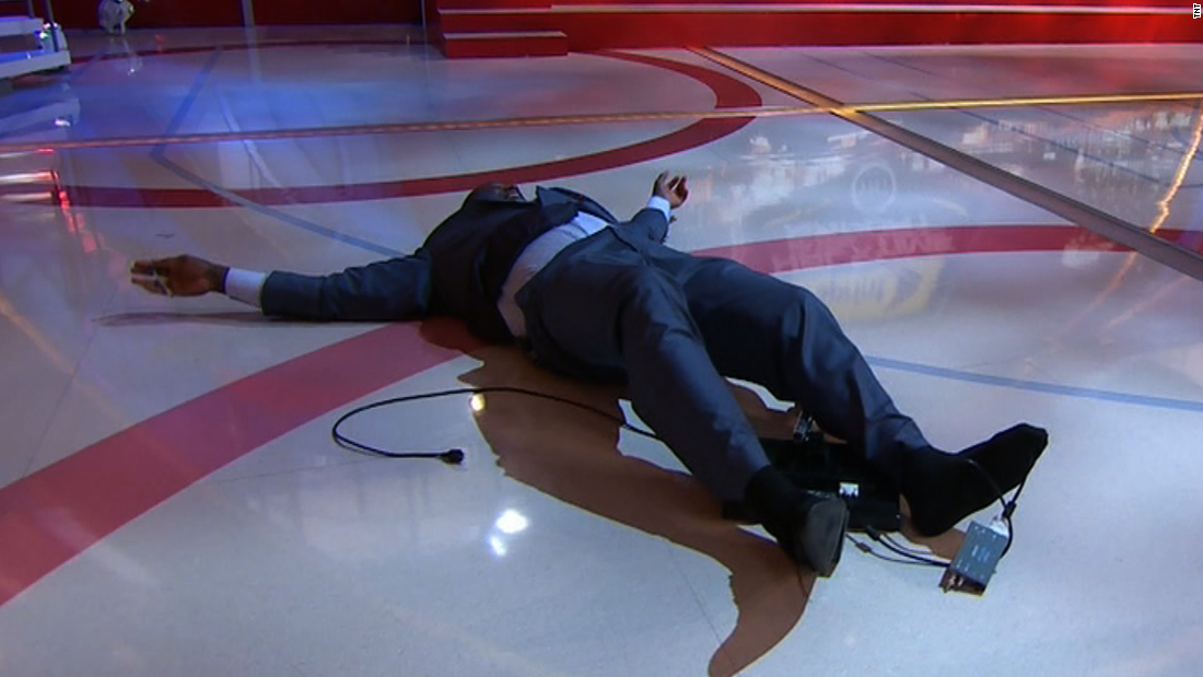 Shaq Offers 500 To Best Meme Of Faceplant Cnn Video