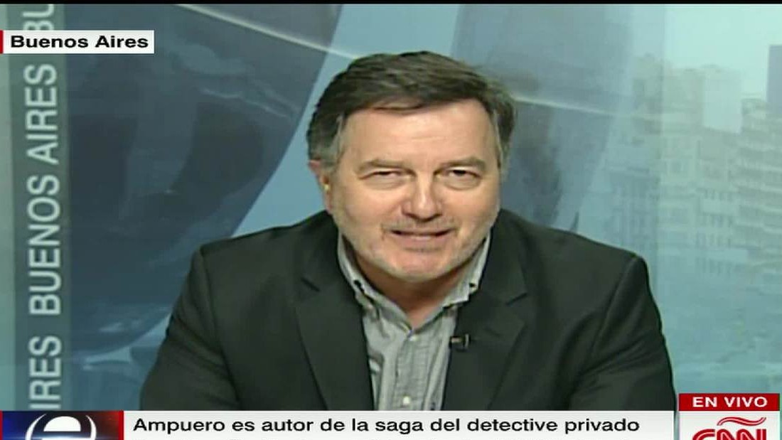 Entrevista a Roberto Ampuero CNN Video