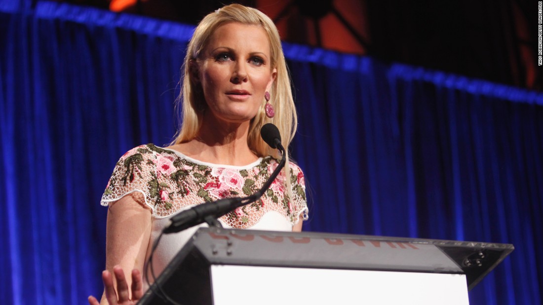 In 2015, TV chef and author Sandra Lee &lt;a href=&quot;http://www.people.com/article/sandra-lee-breast-cancer-surgery-complications-mastectomy-walked-into-operating-room&quot; target=&quot;_blank&quot;&gt;announced that she would have additional surgery&lt;/a&gt; to deal with complications from breast cancer. She revealed her diagnosis in May, and her longtime boyfriend, New York Gov. Andrew Cuomo, &lt;a href=&quot;http://www.cnn.com/2015/05/12/politics/andrew-cuomo-sandra-lee-breast-cancer/index.html&quot;&gt;announced that he would be taking some&lt;/a&gt; personal time to support her through her double mastectomy.