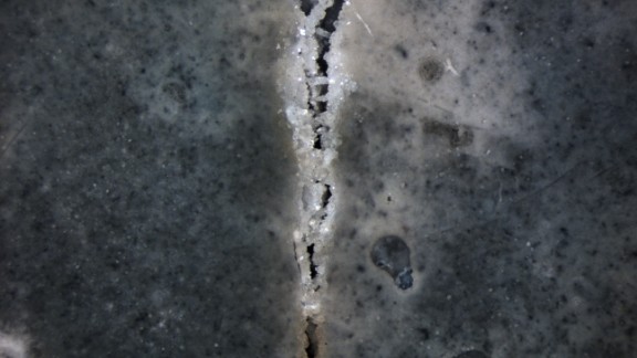 Here is the crack after 28 days...