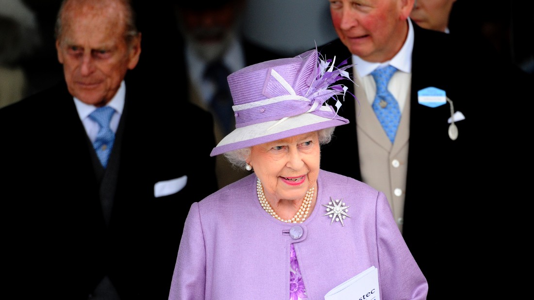 ... to Her Majesty Queen Elizabeth II, who was in situ for last year&#39;s running of the prestigious race.