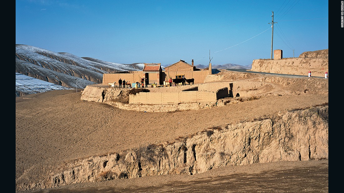 Luo Yongchuan and his family live in the most drought-stricken, water-deprived region of China in Jiudao village, Zhongwei city of Ningxia Hui Autonomous Region. The family earns just over 10,000 yuan ($1,608) a year. During the slump in the farming season, the men will all travel to the nearby towns and cities to look for work. 