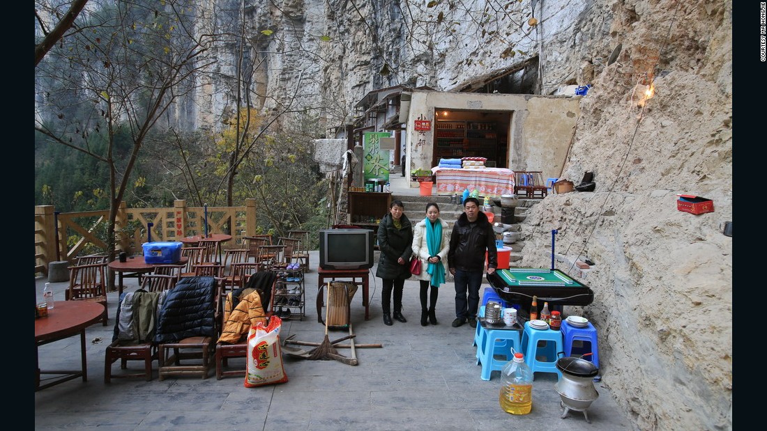 Zhang Jian and his wife live in a sinkhole, in Xiaozhai Village, Fengjie County in Chongqing. The Fengjie Sinkhole is one of the largest sinkholes in the world. In 1991, Zhan Jian was given the job of monitoring the water level of the river, so he moved to his new home inside the sinkhole.&lt;br /&gt;