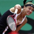 mary pierce 2000 french open serve