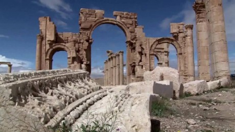 ISIS controls ancient city of Palmyra