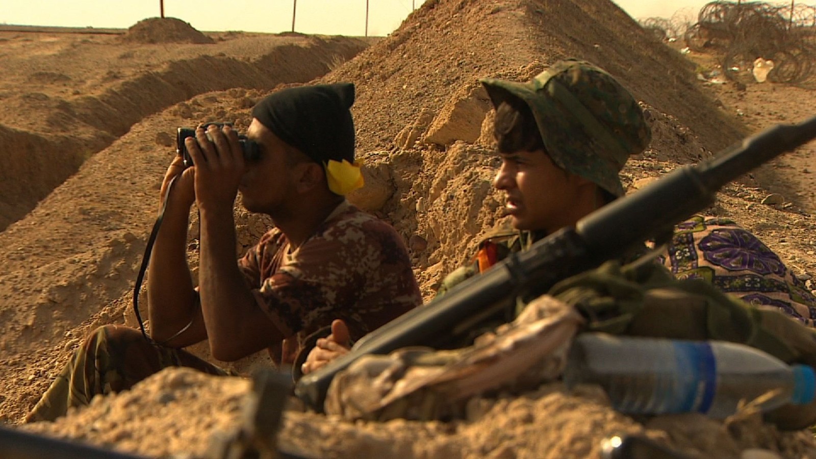 Iraqi Forces Battle Isis On Two Fronts Cnn Video 8976