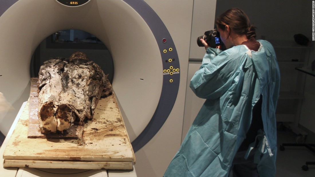 The corpse was identified as Louise de Quengo, Lady of Brefeillac, who died in 1656. &quot;We didn&#39;t know how well-preserved she was until we scanned her,&quot; Colleter says.