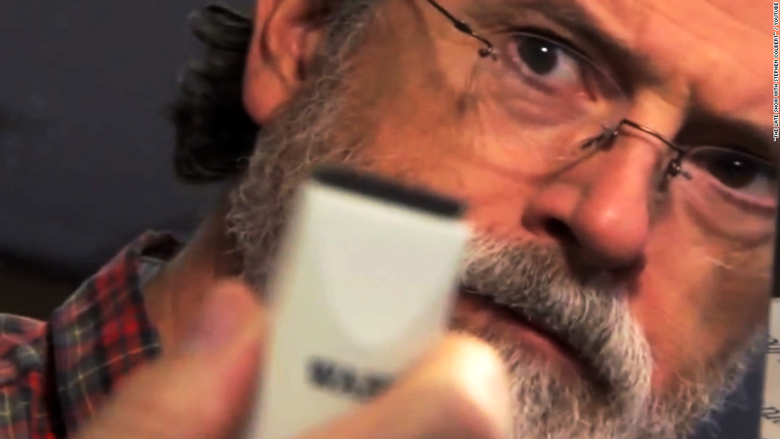 Stephen Colbert Shaves His Beard Cnn Video 
