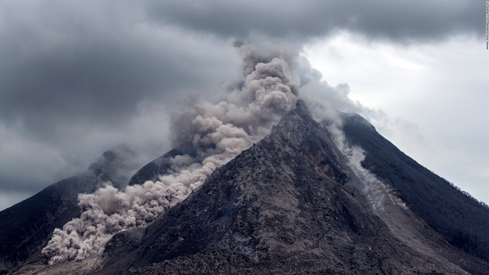 Mexico Popocatepetl Volcano Spews Ash Cnn