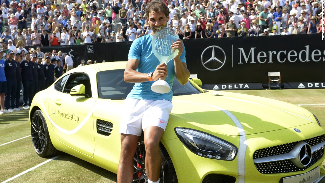 The tour switched to grass and Nadal began well, claiming a title in Stuttgart. 