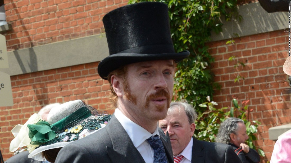 Hollywood actor Damian Lewis adopted the gentlemen&#39;s dress code of top hat and tails as he paid a visit to Royal Ascot in 2015.