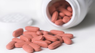 NSAID Painkillers Linked To Increased Risk Of Heart Attack - CNN