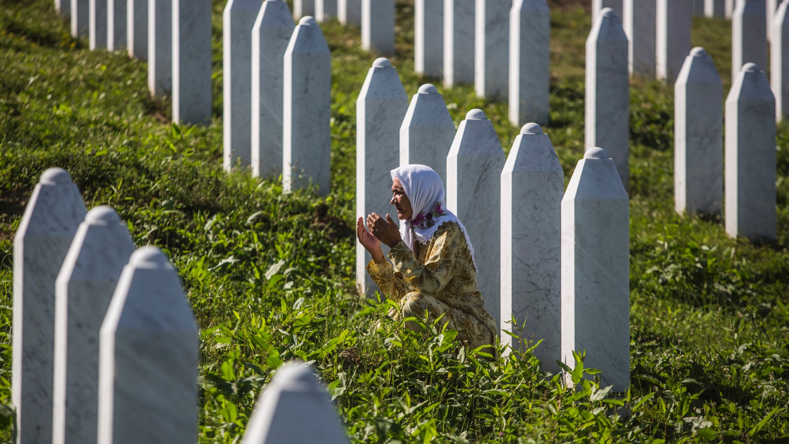 Remembering The Victims Of The Srebrenica Massacre CNN Video