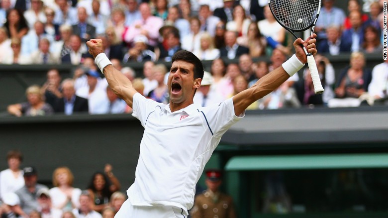 Novak Djokovic beats Roger Federer at Wimbledon