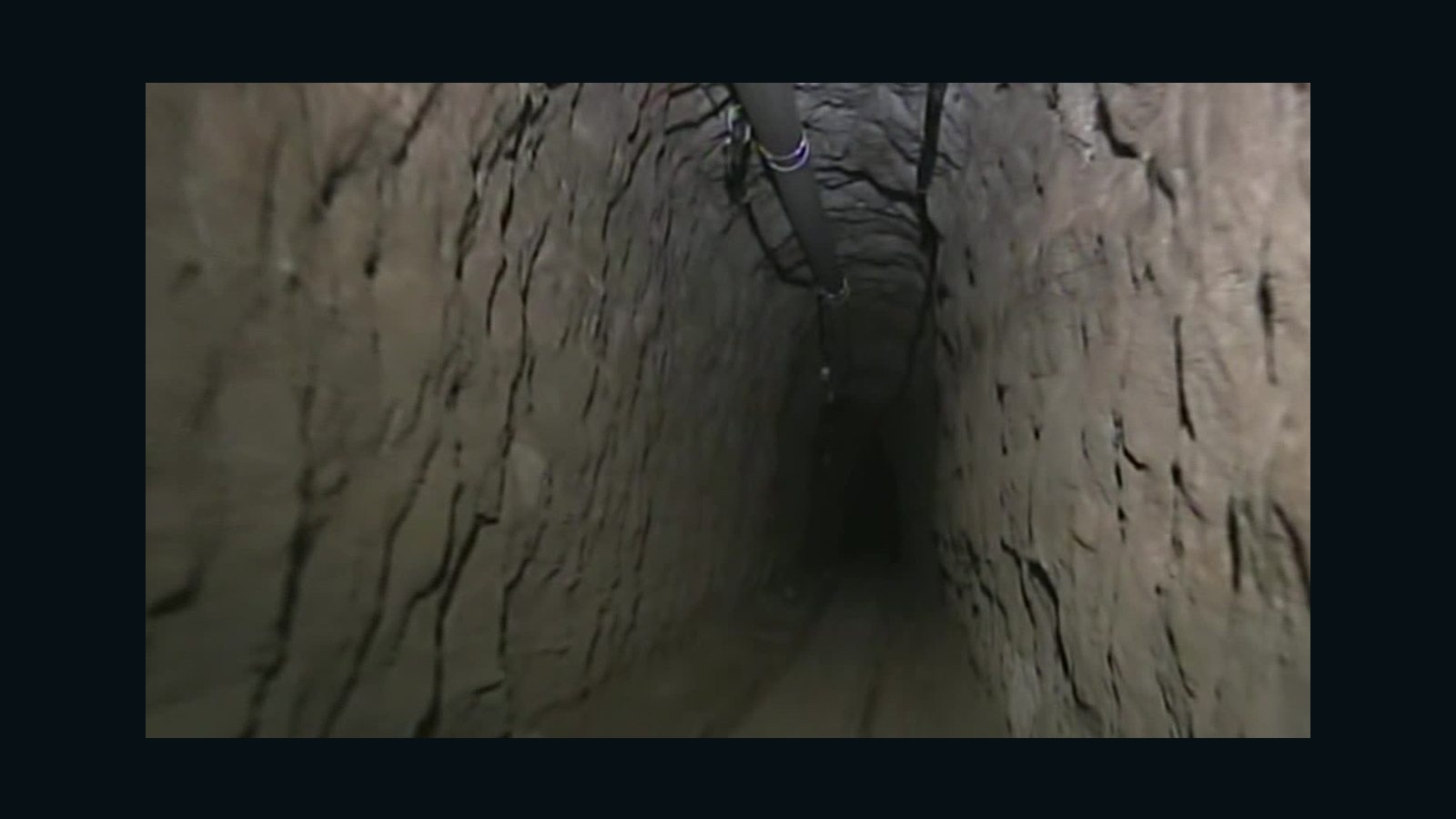 Video Shows El Chapos Escape Tunnel Cnn Video 