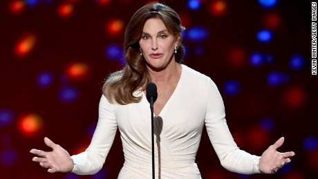 Caitlyn Jenner Crash No Charges For Reality Star Cnn