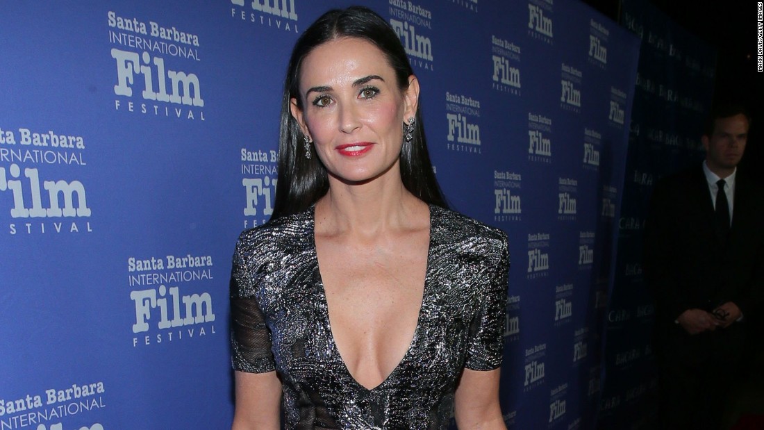 Demi Moore explains her carpeted bathroom