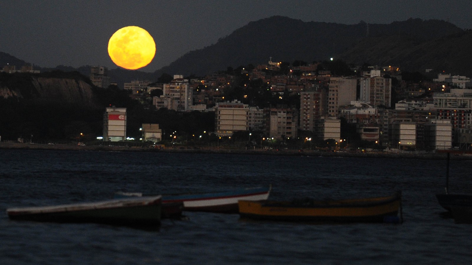 Káº¿t quáº£ hÃ¬nh áº£nh cho moon rises