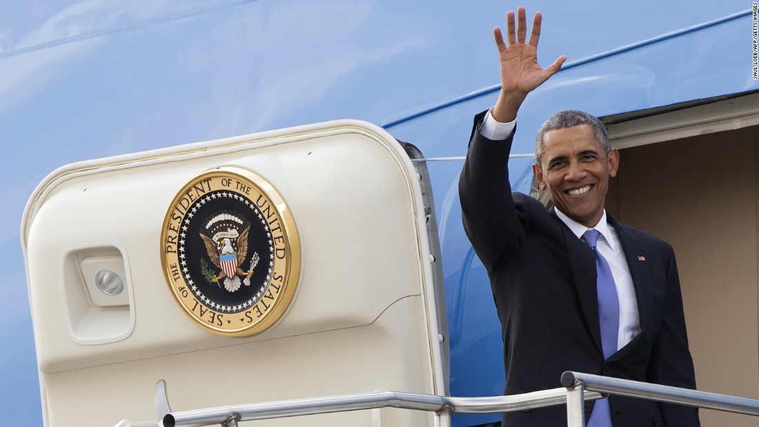 Obama boards Air Force One as he prepares to depart Jomo Kenyatta International Airport in Nairobi, Kenya, on Sunday, July 26. 