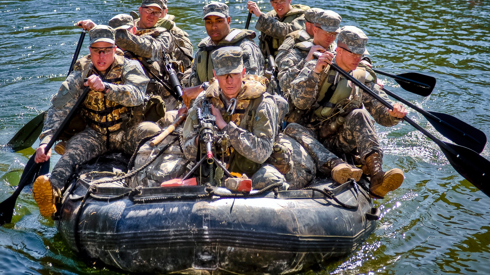 two-women-will-graduate-from-army-ranger-course-cnn-video