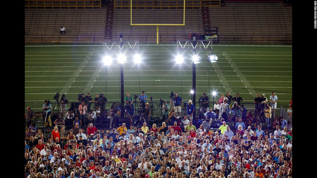 Those in the crowd also heard the new Republican front-runner train his eyes once again on the old one, needling Jeb Bush as having low energy and saying he would do the bidding of special interests.