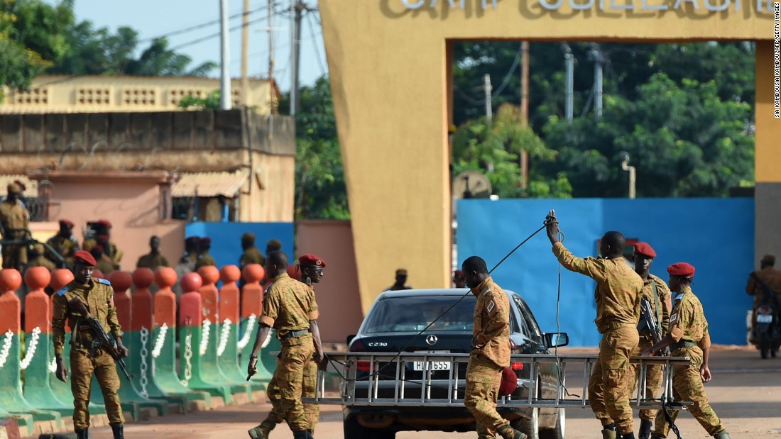Burkina Faso military officials announce dissolution of government and leader's removal