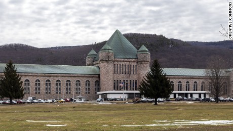 Inmates at this maximum-security prison in upstate New York defeated Harvard&#39;s debate team.