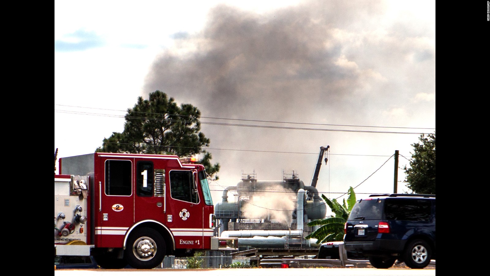 3 dead after explosion at Louisiana gas plant - CNN