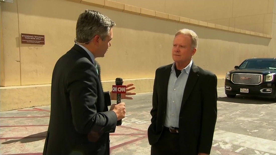 Candidates Arrive At The 2015 Cnn Democratic Presidential Debate Cnn Video 6888