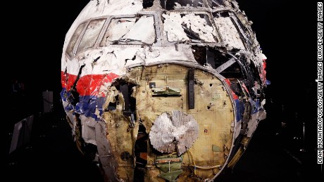 GILZE-RIJEN, NETHERLANDS - OCTOBER 13:  A general view of the cockpit wreckage at the Gilze-Rijen Military Base on October 13, 2015 in Gilze-Rijen, Netherlands. The reports focus on four subjects: the cause of the crash, the issue of flying over conflict areas, the question why Dutch surviving relatives of the victims had to wait two to four days before receiving confirmation from the Dutch authorities that their loved ones were on board flight MH17, and lastly the question to what extent the occupants of flight MH17 were consciously of the crash.  (Photo by Dean Mouhtaropoulos/Getty Images)