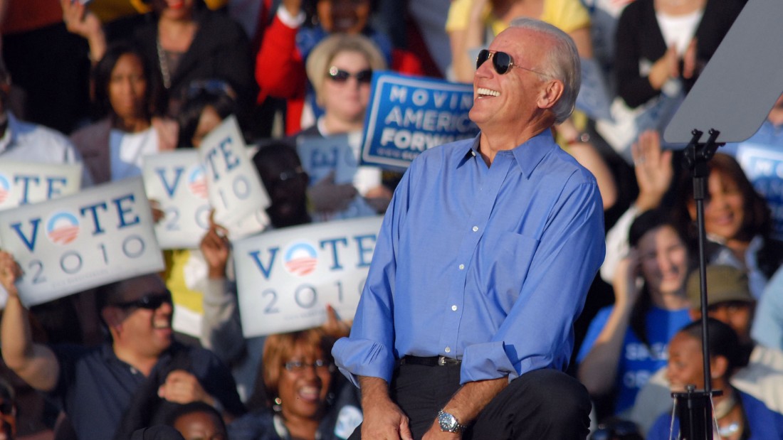 Joe Biden Slips On Shades During Campaign Speech Cnnpolitics 9992