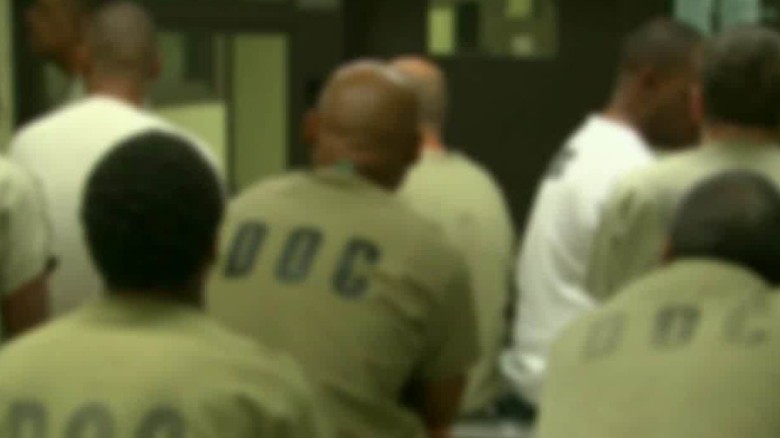 6,600 Federal Inmates To Be Released This Weekend - CNN