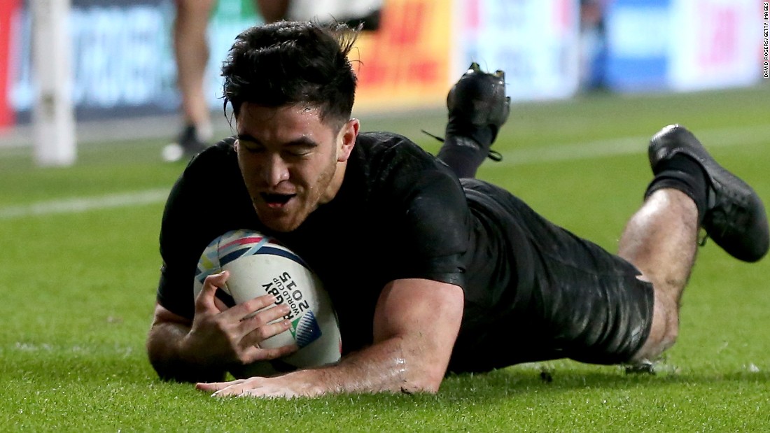 Nehe Milner-Skudder went over for the first try of the final late in the first half to put New Zealand in the driving seat against Australia. 