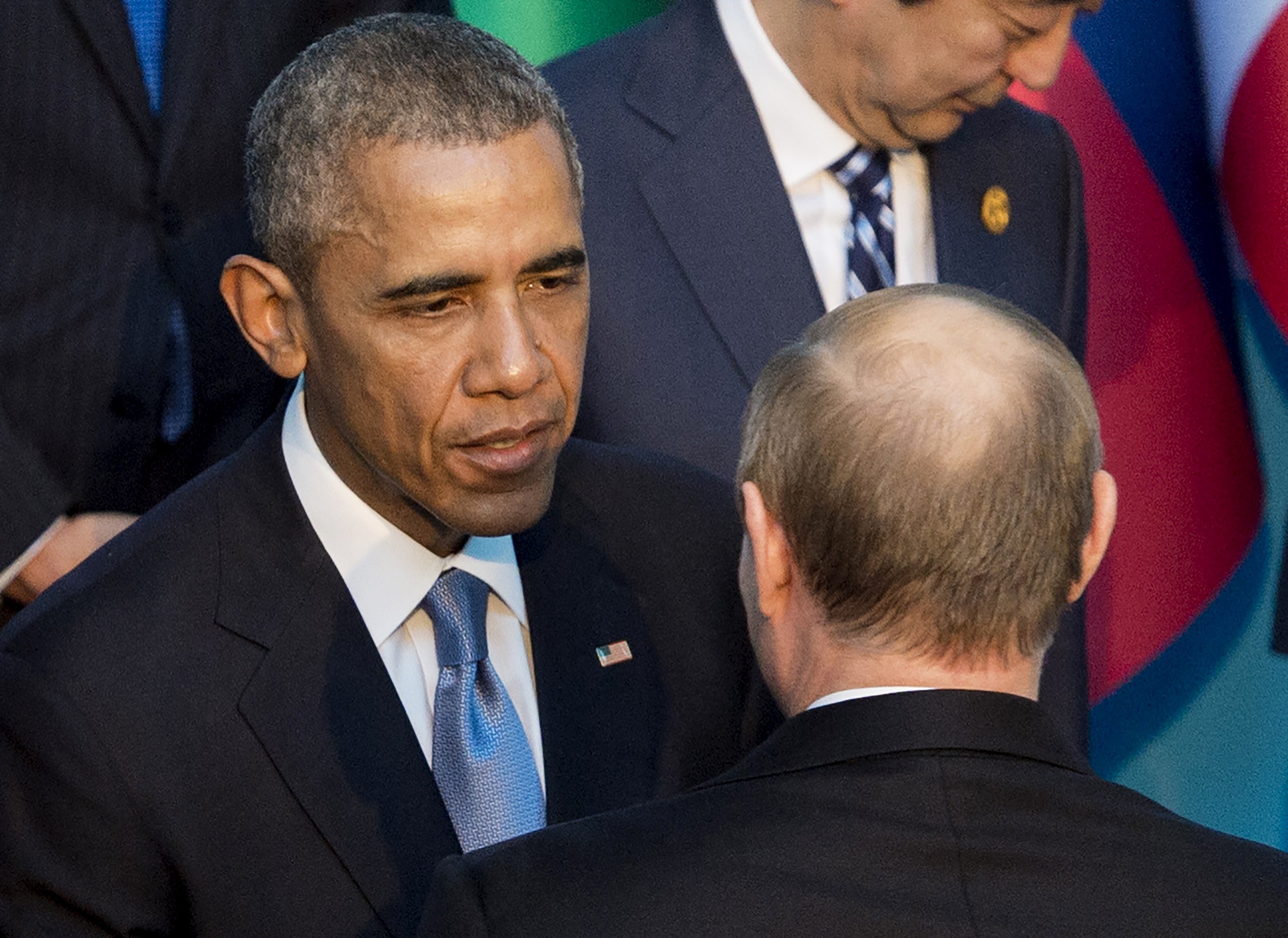 Barack Obama, Vladimir Putin huddle in wake of Paris attacks | CNN Politics
