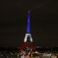 eiffel tower illuminated 1116