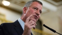 New York City Mayor Bill de Blasio announces a new initiative for public housing for homeless people on November 18, 2015 in New York City.