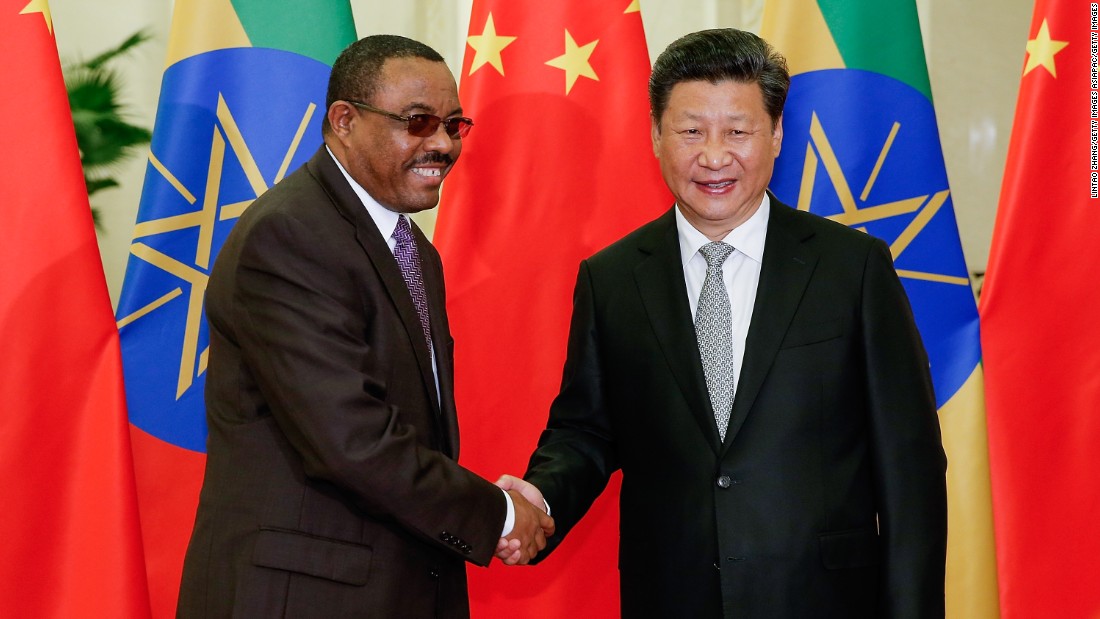 Chinese President Xi Jinping shakes hands with Ethiopia&#39;s Prime Minister Hailemariam Desalegn in Beijing in September, 2015. China has invested heavily in Ethiopia&#39;s railways in recent years.