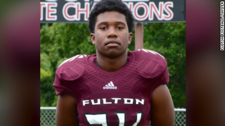 15-year-old killed while shielding Tennessee girls from bullets
