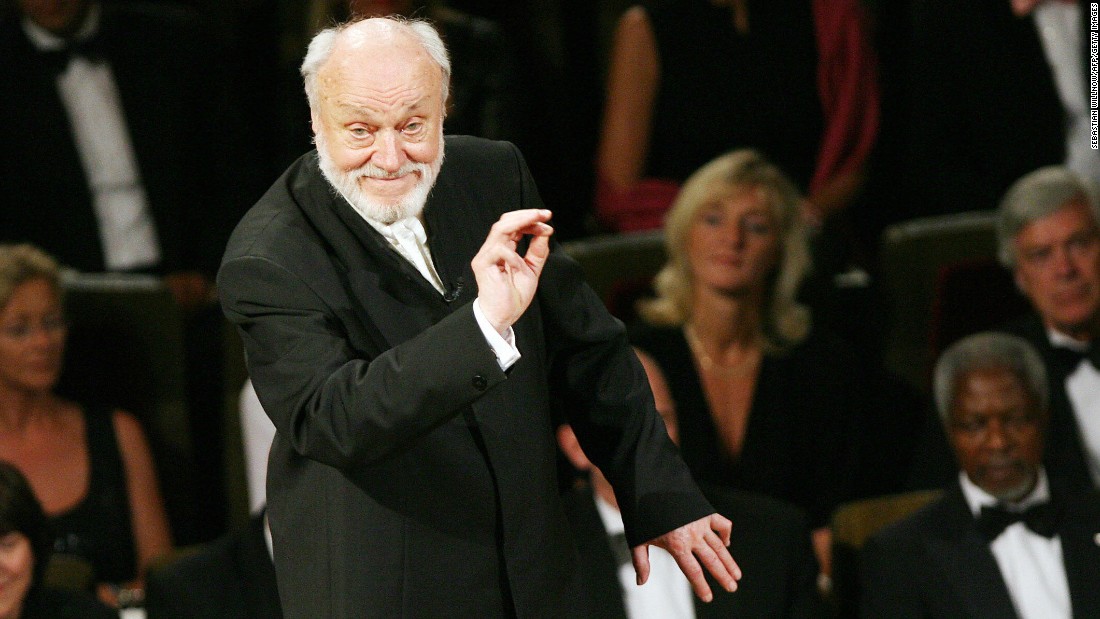 &lt;a href=&quot;http://www.cnn.com/2015/12/19/living/kurt-masur-philharmonic-conductor-dies-feat/index.html&quot; target=&quot;_blank&quot;&gt;Kurt Masur&lt;/a&gt;, the legendary German music conductor credited with transforming the New York Philharmonic into an orchestra of international renown, died December 19. He was 88.