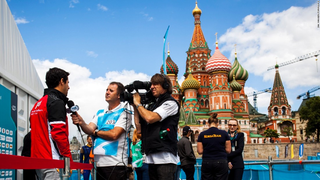 Formula E races -- called ePrix -- take place in the heart of city centers around the globe, including just outside the famous domes of the Kremlin in Russia&#39;s capital Moscow.  &quot;It&#39;s easy to access the pit lane, the paddock and to nearly touch the cars,&quot; says Buemi.