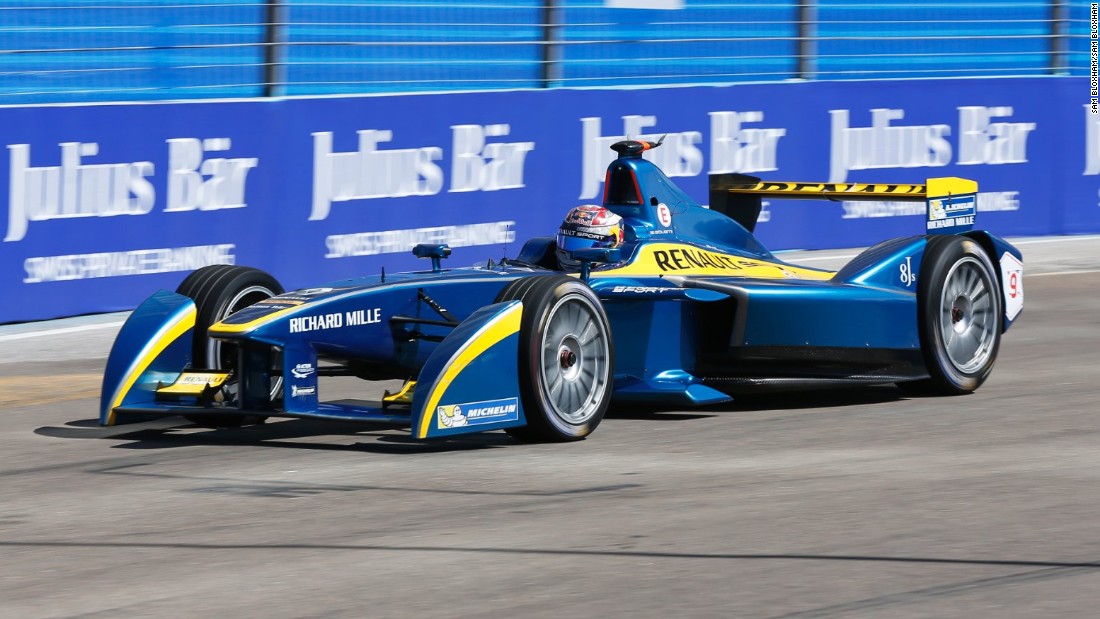 Can the pace-setting Renault e.Dams team, seen here during the 2015 race, dominate?
