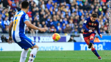 Barcelona draws blank against city rival Espanyol