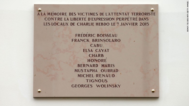 Pencils, flowers &amp; notes: A memorial to Charlie Hebdo