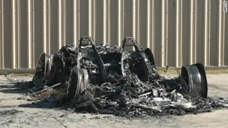 Lamborghini set ablaze after Confederate monument fight