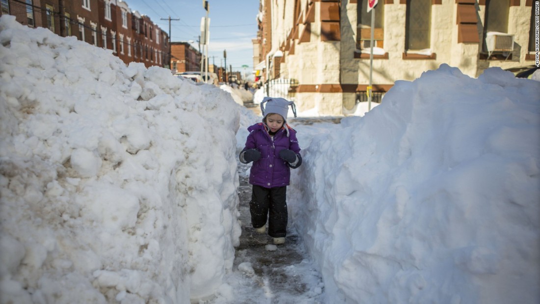 Snowstorm leaves Northeast with transportation fiasco