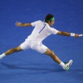 roger federer stretches semifinal