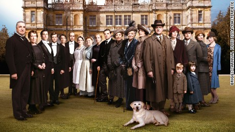 An image of the &#39;Downton Abbey&#39; cast in Season 5 of the television series