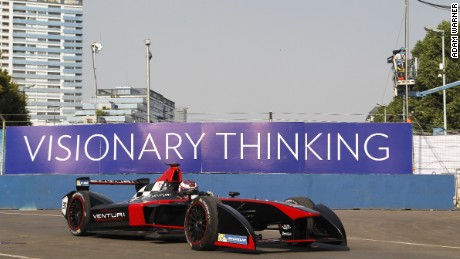 Formula E: Pioneering electric race series resumes 