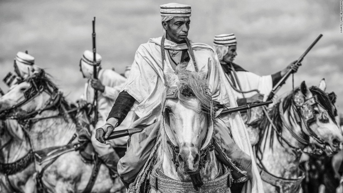 Nadjib Rahmani&#39;s photo exhibition documents the ancient equestrian art of &quot;Fantasia.&quot;